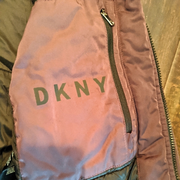 NWOT DKNY Nylon Purple Bomber - Picture 5 of 9